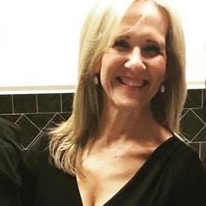 Meet your Posher, Karri